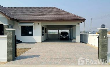 3 Bedroom House for sale in Sa Kaeo, Kamphaeng Phet