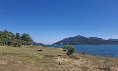 Casa en Venta en Lago Colbun lado sur