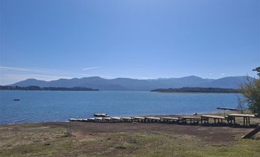 Casa en Venta en Lago Colbun lado sur