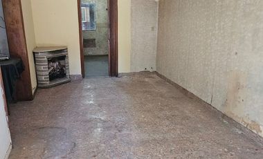 VENTA CASA CON LOCAL-3 AMB-GARAGE-LANUS