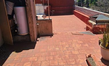 VENTA CASA CON LOCAL-3 AMB-GARAGE-LANUS