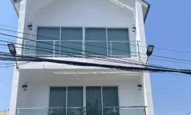 3 Bedroom Townhouse for sale in Nai Mueang, Surin