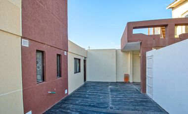 VENTA PH MONOAMBIENTE CON LAVADERO BARRIO LIBERTAD
