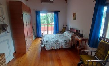 VENTA CASA 3 AMB EN TRES LOTES ACANTILADOS