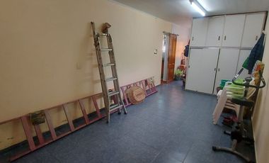 VENTA CASA 3 AMB EN TRES LOTES ACANTILADOS