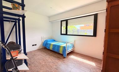 VENTA CASA 3 AMBIENTES MODERNA MIRAMAR