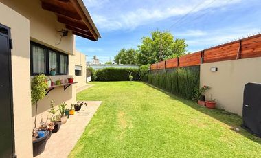 VENTA CASA 3 AMBIENTES MODERNA MIRAMAR