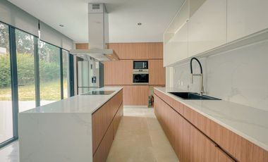 Venta Casa 4 Ambientes Barrancas de San Benito