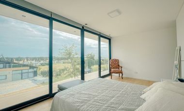 Venta Casa 4 Ambientes Barrancas de San Benito