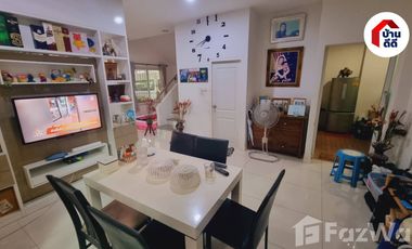 3 Bedroom House for sale at Srithepthai Park Ville