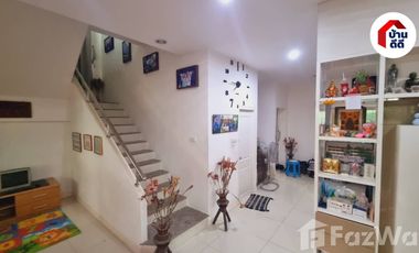 3 Bedroom House for sale at Srithepthai Park Ville