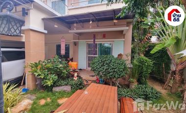 3 Bedroom House for sale at Srithepthai Park Ville