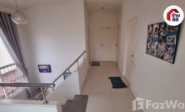 3 Bedroom House for sale at Srithepthai Park Ville