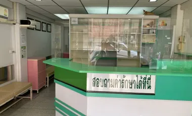 3 Bedroom Townhouse for sale in Nai Mueang, Phitsanulok