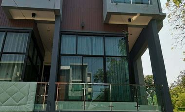 3 Bedroom Townhouse for sale at The Flex Townhome