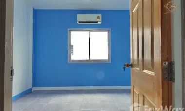 2 Bedroom Townhouse for sale at VIP Home 7