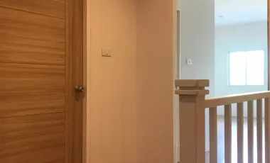 3 Bedroom Townhouse for sale at Lopburi Ville