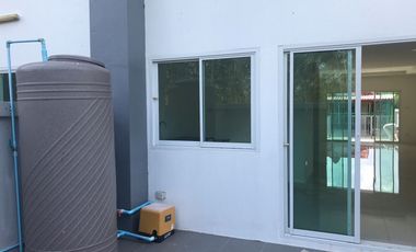 3 Bedroom Townhouse for sale at Lopburi Ville