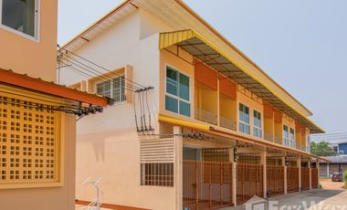 2 Bedroom Townhouse for sale in Nai Wiang, Phrae