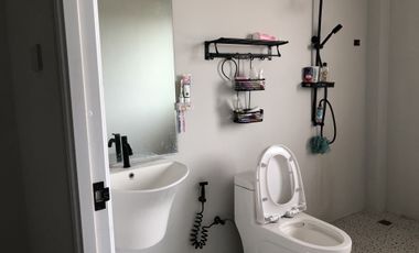 7 Bedroom House for sale in Khlong Song, Pathum Thani