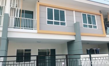 3 Bedroom Townhouse for rent at Baan Promsuk