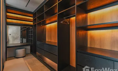 6 Bedroom Villa for sale in Pererenan, Bali