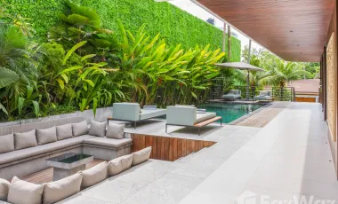 6 Bedroom Villa for sale in Pererenan, Bali