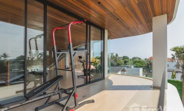 6 Bedroom Villa for sale in Pererenan, Bali