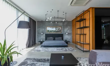 6 Bedroom Villa for sale in Pererenan, Bali