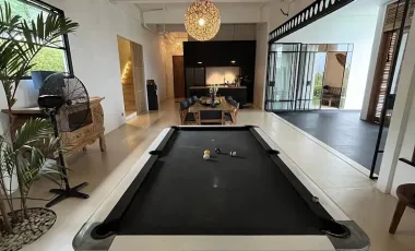 6 Bedroom Villa for sale in Pecatu, Bali