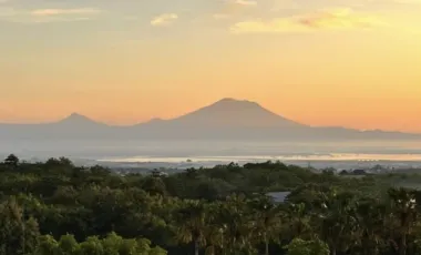 6 Bedroom Villa for sale in Pecatu, Bali