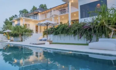 6 Bedroom Villa for sale in Pecatu, Bali