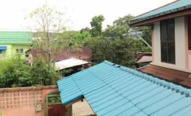 9 Bedroom House for sale in Bang Khwan, Chachoengsao