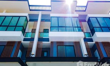 1 Bedroom Townhouse for sale at At Promprakai