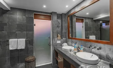 6 Bedroom Villa for sale in Pandawa, Bali