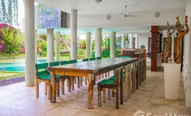 6 Bedroom Villa for sale in Pandawa, Bali