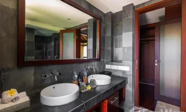 6 Bedroom Villa for sale in Pandawa, Bali
