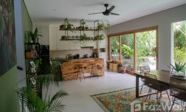 5 Bedroom Villa for sale in Canggu, Bali