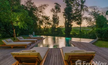 5 Bedroom Villa for sale in Pererenan, Bali