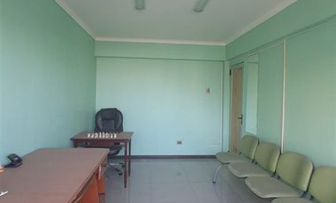 Local Comercial en Venta en Concha y Toro con Eyzaguirre