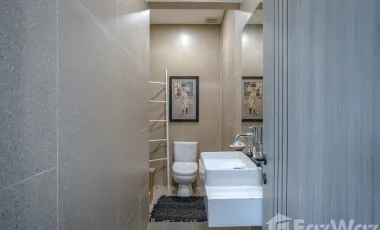 5 Bedroom Villa for sale in Canggu, Bali