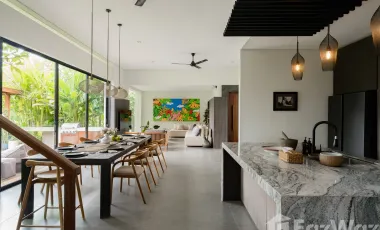 5 Bedroom Villa for sale in Canggu, Bali