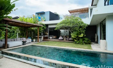 5 Bedroom Villa for sale in Canggu, Bali