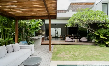 5 Bedroom Villa for sale in Canggu, Bali