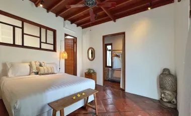 5 Bedroom Villa for sale in Seminyak, Bali