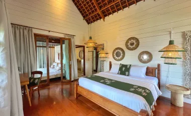 5 Bedroom Villa for sale in Seminyak, Bali