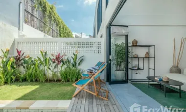 Modern Loft-Style Villa in Umalas