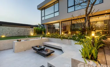 5 Bedroom Villa for sale in Umalas, Bali