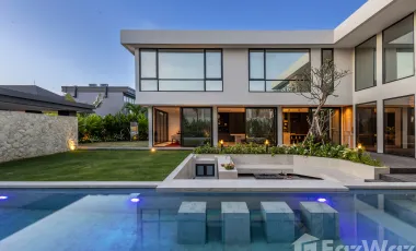 5 Bedroom Villa for sale in Umalas, Bali