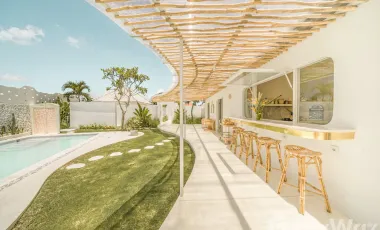 6 Bedroom Villa for sale in Canggu, Bali